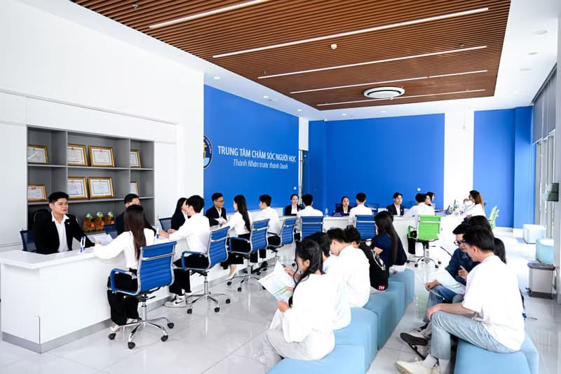 Trường Đại học Văn Hiến công bố điểm sàn xét tuyển đợt 1